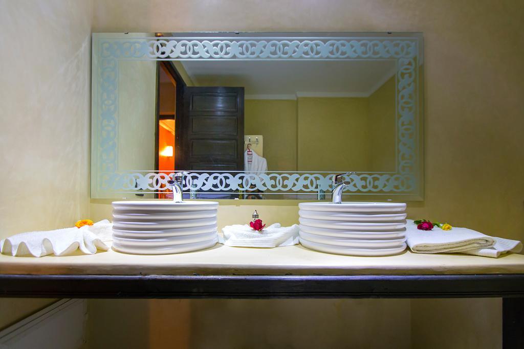 Ksar Salha Hotel Douar Draa ภายนอก รูปภาพ